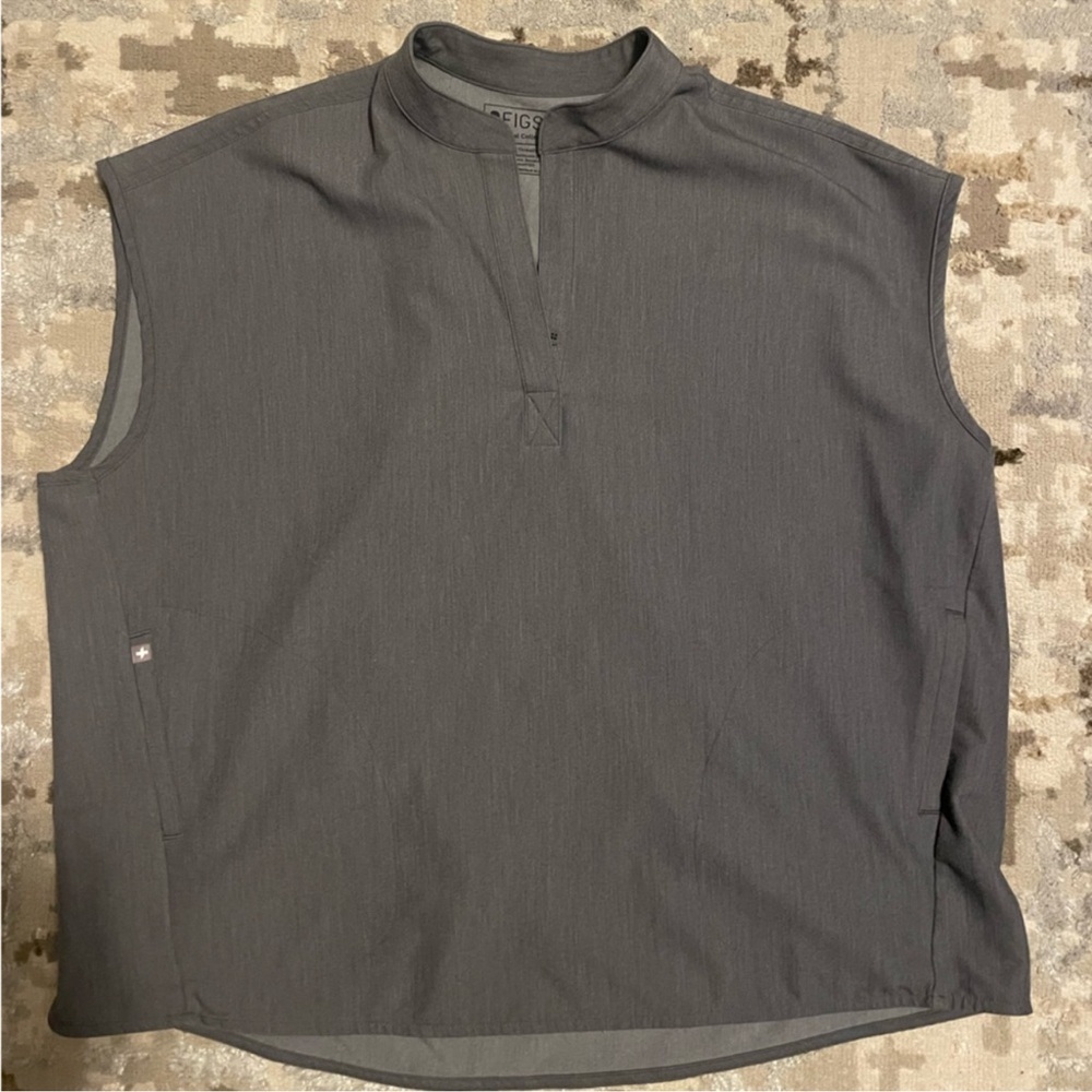 Figs graphite Rafaela top and jogger bottoms